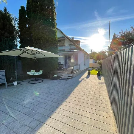 Nora Балатонкенезе