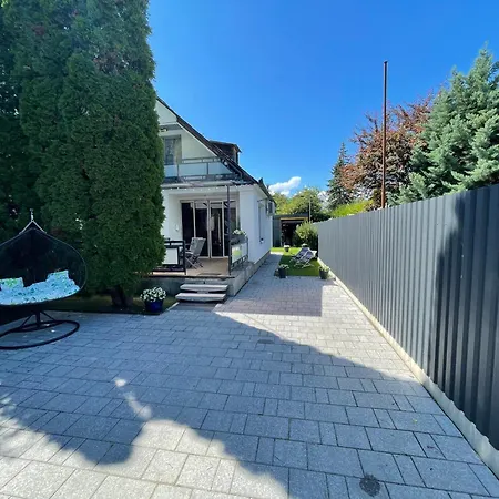 Nora * Balatonkenese